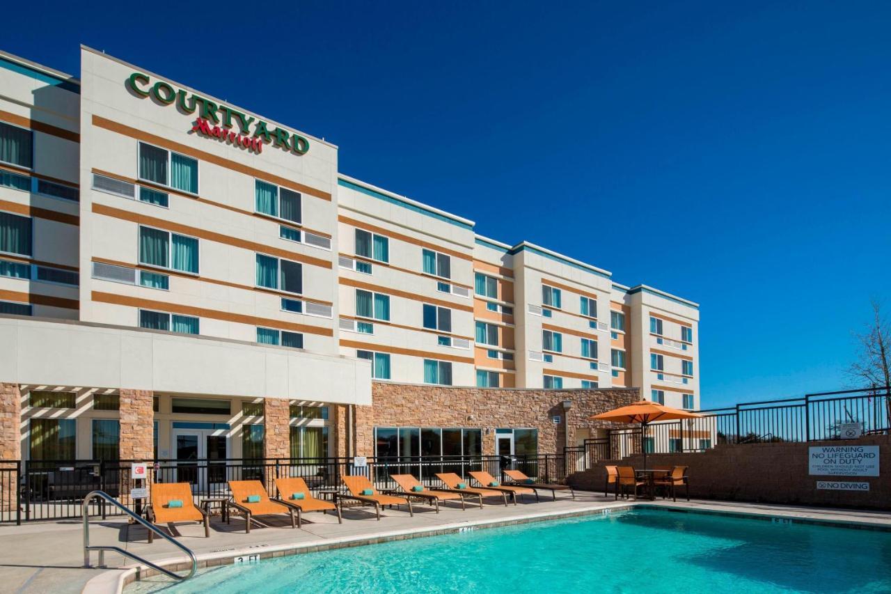 Courtyard By Marriott Dallas Midlothian At Midlothian Conference Center Buitenkant foto