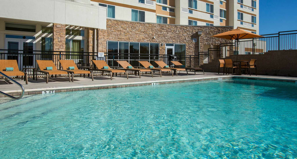 Courtyard By Marriott Dallas Midlothian At Midlothian Conference Center Buitenkant foto